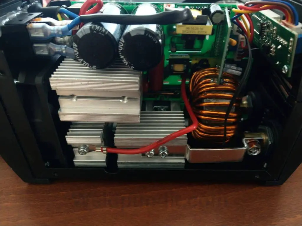 Interior of small inverter DC welder