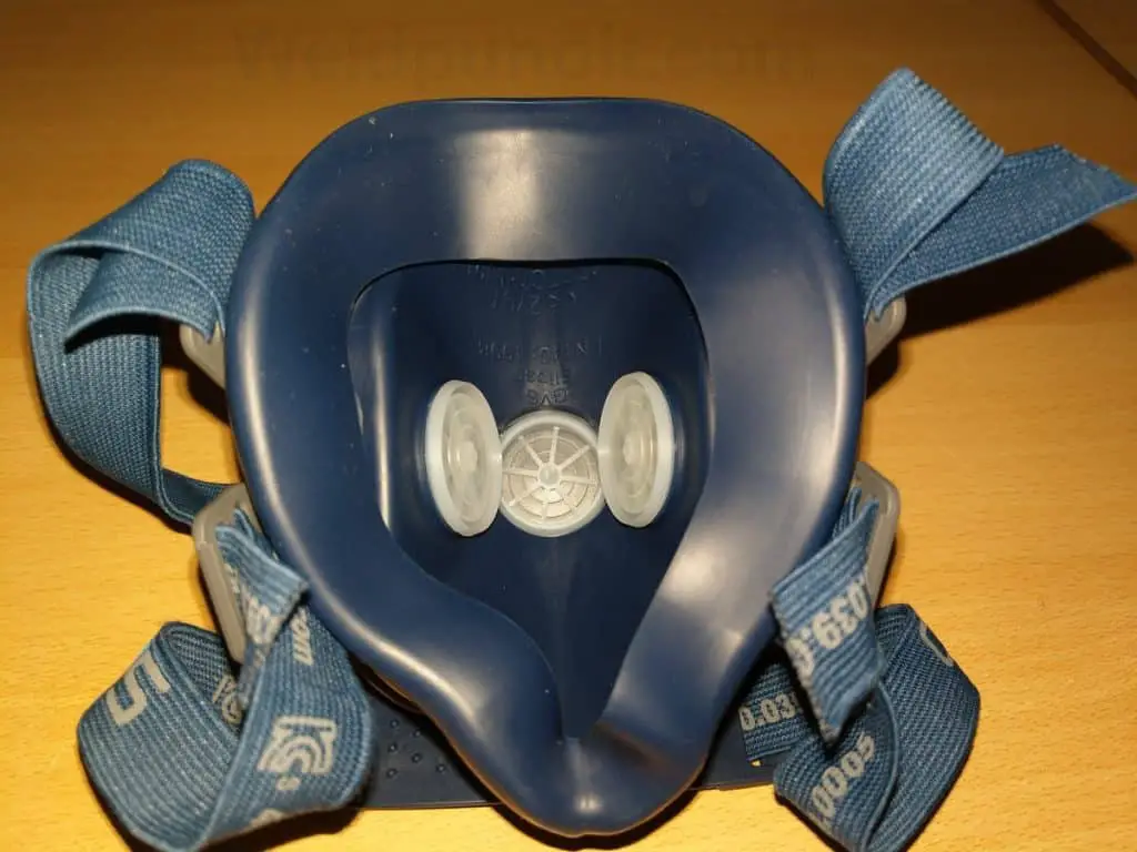 Welding half-face respirator back