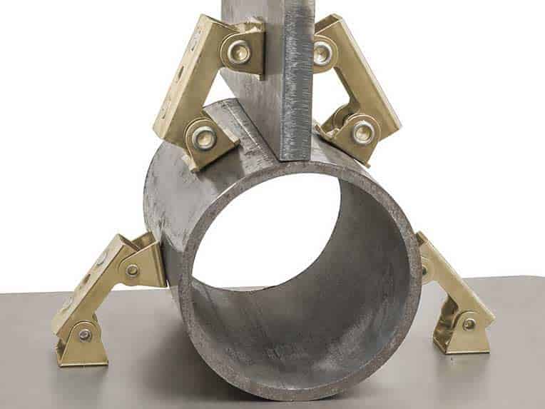 Adjustable angle V-Pad welding magnets